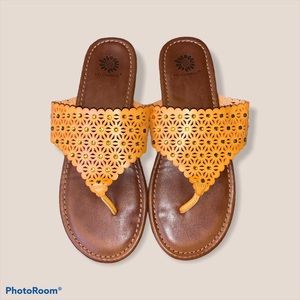 Yellow Box Tessie sandal